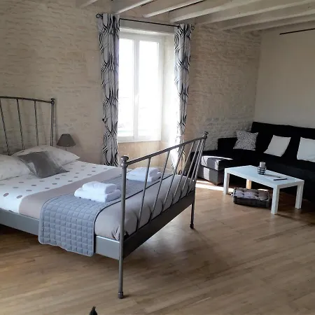 Bed & Breakfast Le Marais Picotin 3*